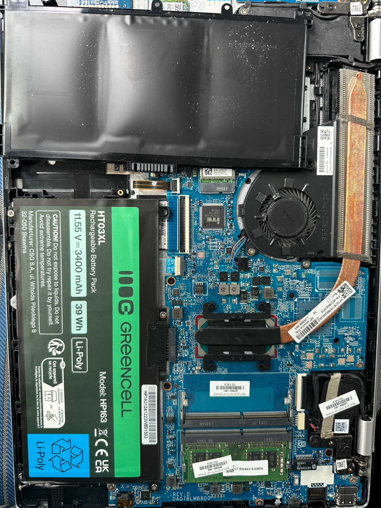 Wymiana baterii w laptopie